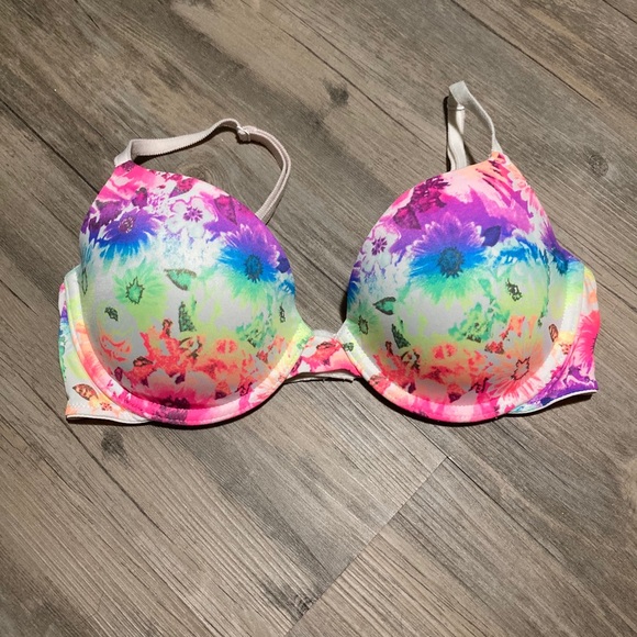 Wear Everywhere Demi bra - Picture 1 of 2